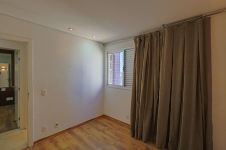 Apartamento para alugar com 92m², 2 quartos e 2 vagas