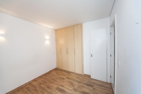 Apartamento para alugar com 92m², 2 quartos e 2 vagas Apartamento para alugar com 92m², 2 quartos e 2 vagasQuarto
