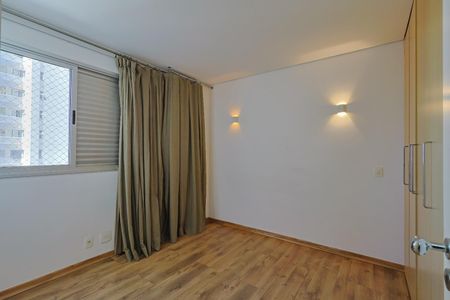 Apartamento para alugar com 92m², 2 quartos e 2 vagas