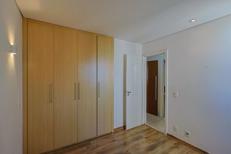 Apartamento para alugar com 92m², 2 quartos e 2 vagas