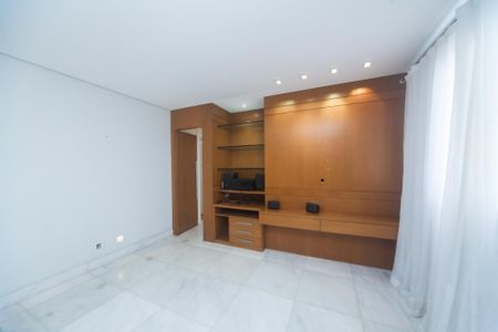 Sala de TV de apartamento para alugar com 2 quartos, 92m² em Vila da Serra, Nova Lima