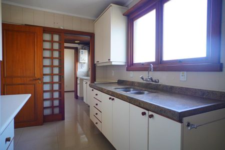 Apartamento à venda com 121m², 3 quartos e 2 vagasCozinha 