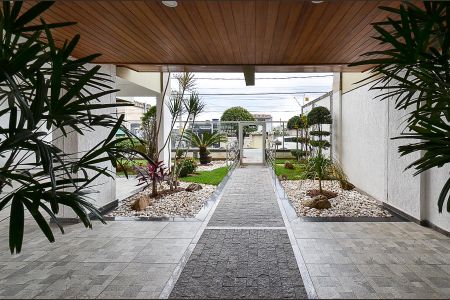Apartamento para alugar com 65m², 3 quartos e 1 vaga Apartamento para alugar com 65m², 3 quartos e 1 vagaEntrada
