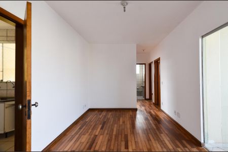 Sala Ambientes de apartamento para alugar com 3 quartos, 65m² em Santa Cruz, Belo Horizonte