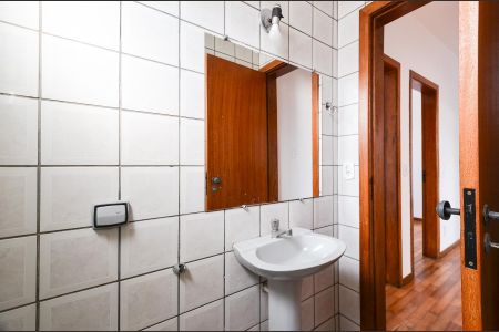 Apartamento para alugar com 65m², 3 quartos e 1 vaga Apartamento para alugar com 65m², 3 quartos e 1 vagaBanheiro Social