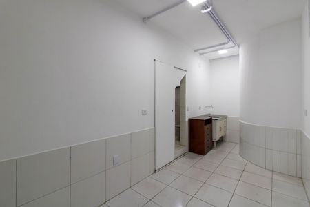 Kitnet de casa para alugar com 0 quarto, 11m² em Vila Barros, Guarulhos