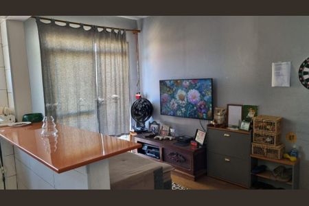 Apartamento à venda com 2 quartos, 54m² em Parque Assuncao, Taboão da Serra