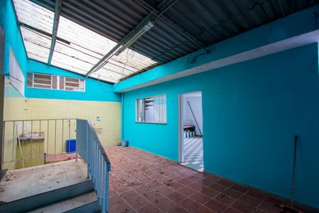 Casa à venda com 320m², 2 quartos e 2 vagas Casa à venda com 320m², 2 quartos e 2 vagasÁrea de serviço
