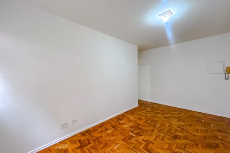 Apartamento à venda com 76m², 2 quartos e 1 vaga Apartamento à venda com 76m², 2 quartos e 1 vagaSala
