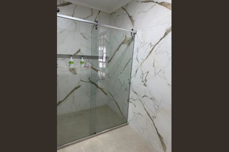 Studio à venda com 52m², 1 quarto e 1 vaga Studio à venda com 52m², 1 quarto e 1 vagaBanheiro