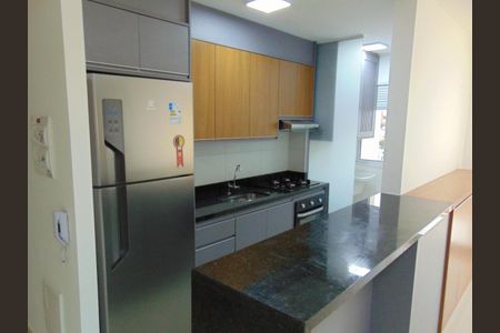 Apartamento à venda com 75m², 3 quartos e 2 vagasCozinha