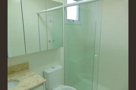 Apartamento à venda com 75m², 3 quartos e 2 vagasBanheiro 2