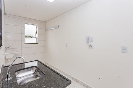 Cozinha e Área de Serviço de casa para alugar com 1 quarto, 32m² em Sacoma, São Paulo