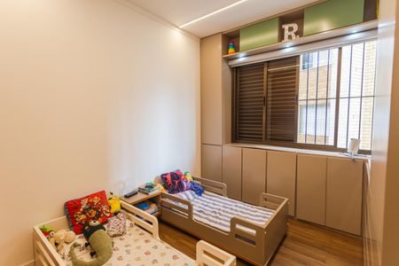 Apartamento à venda com 150m², 4 quartos e 2 vagas Apartamento à venda com 150m², 4 quartos e 2 vagasQuarto 3