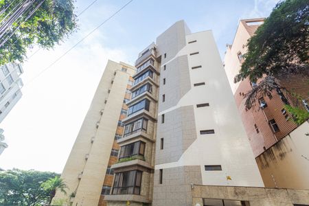 Apartamento à venda com 150m², 4 quartos e 2 vagas Apartamento à venda com 150m², 4 quartos e 2 vagasFachada