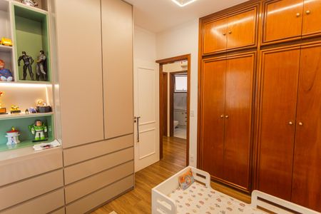 Apartamento à venda com 150m², 4 quartos e 2 vagas Apartamento à venda com 150m², 4 quartos e 2 vagasQuarto 3