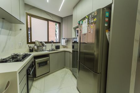 Apartamento à venda com 150m², 4 quartos e 2 vagas Apartamento à venda com 150m², 4 quartos e 2 vagasCozinha