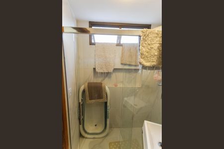 Apartamento à venda com 150m², 4 quartos e 2 vagas Apartamento à venda com 150m², 4 quartos e 2 vagasBanheiro de serviço