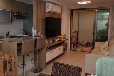 SALA de apartamento para alugar com 2 quartos, 71m² em Recreio dos Bandeirantes, Rio de Janeiro