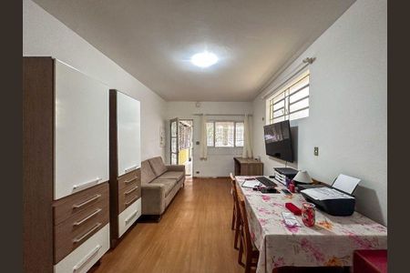 Casa à venda com 2 quartos, 85m² em Vila Hamburguesa, São Paulo