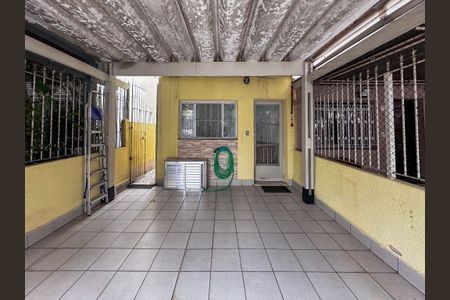 Casa à venda com 85m², 2 quartos e 1 vaga