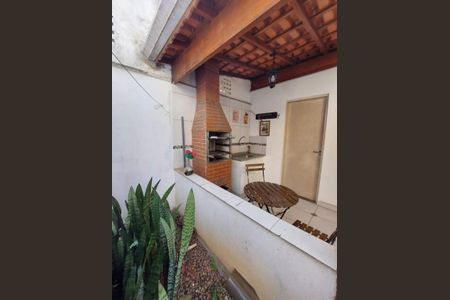Casa à venda com 90m², 2 quartos e 2 vagas