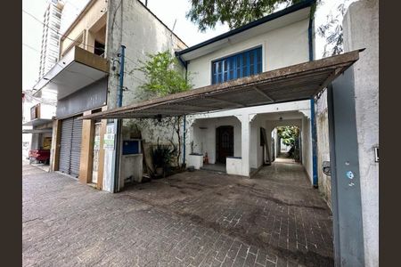 Casa à venda com 205m², 4 quartos e 3 vagas