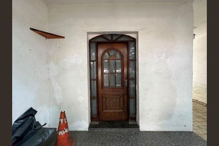 Casa à venda com 205m², 4 quartos e 3 vagas