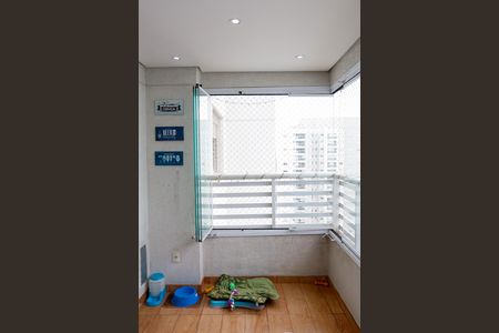 Apartamento à venda com 83m², 3 quartos e 2 vagas Apartamento à venda com 83m², 3 quartos e 2 vagasSacada