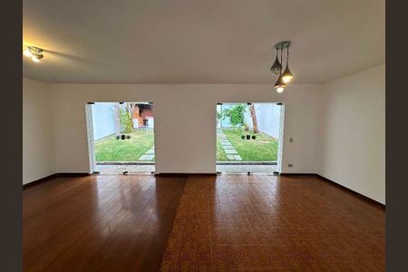 Casa à venda com 3 quartos, 333m² em Vila Romana, São Paulo