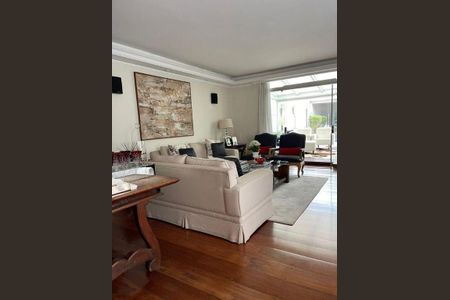 Casa à venda com 4 quartos, 350m² em Bela Aliança, São Paulo