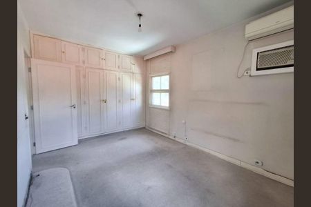 Casa à venda com 350m², 4 quartos e 6 vagas