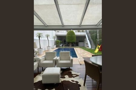 Casa à venda com 350m², 4 quartos e 6 vagas