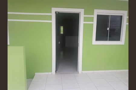 Casa para alugar com 50m², 3 quartos e 1 vaga