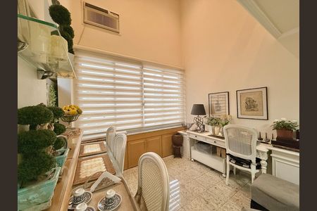 Apartamento à venda com 48m², 1 quarto e 1 vagaSala 