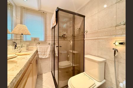 Apartamento à venda com 48m², 1 quarto e 1 vagaBanheiro Suíte