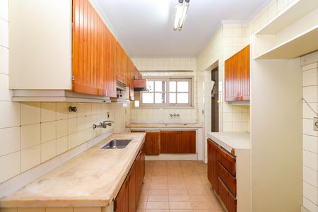 Apartamento à venda com 208m², 4 quartos e 2 vagas Apartamento à venda com 208m², 4 quartos e 2 vagasCozinha