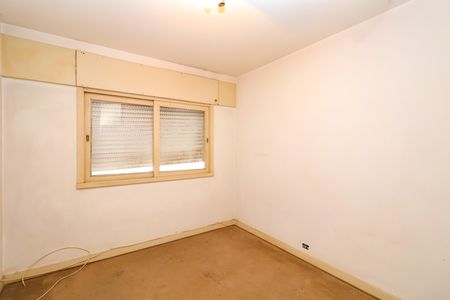 Apartamento à venda com 208m², 4 quartos e 2 vagas Apartamento à venda com 208m², 4 quartos e 2 vagasQuarto 2