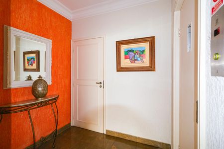 Apartamento à venda com 208m², 4 quartos e 2 vagas Apartamento à venda com 208m², 4 quartos e 2 vagasÁrea comum