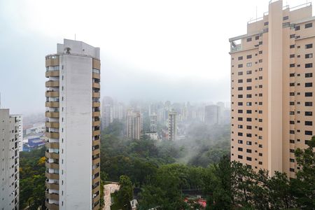 Apartamento à venda com 208m², 4 quartos e 2 vagas Apartamento à venda com 208m², 4 quartos e 2 vagasVista do Quarto 3