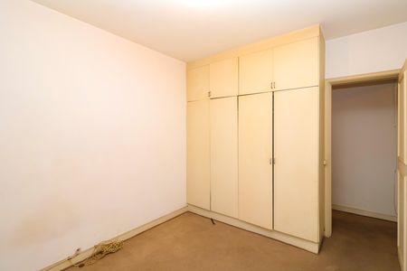 Apartamento à venda com 208m², 4 quartos e 2 vagas Apartamento à venda com 208m², 4 quartos e 2 vagasQuarto 3