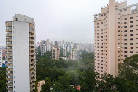 Apartamento à venda com 208m², 4 quartos e 2 vagas Apartamento à venda com 208m², 4 quartos e 2 vagasVista da Sala