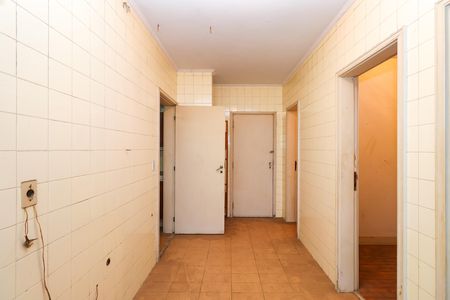Apartamento à venda com 208m², 4 quartos e 2 vagas Apartamento à venda com 208m², 4 quartos e 2 vagasÁrea de serviço