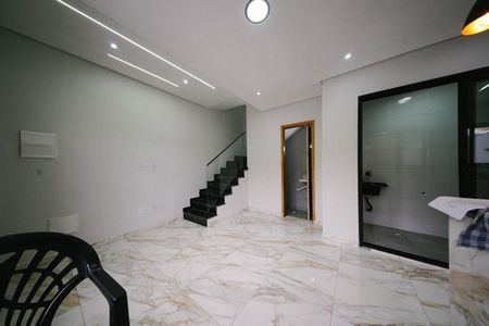 Sala de casa à venda com 3 quartos, 80m² em Vila Paranagua, São Paulo
