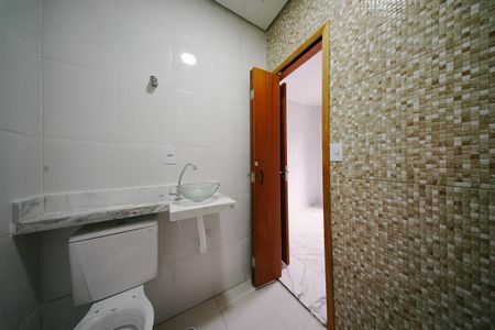 Casa à venda com 80m², 3 quartos e 1 vaga Casa à venda com 80m², 3 quartos e 1 vagaBanheiro da Suíte