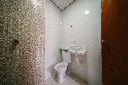 Casa à venda com 80m², 3 quartos e 1 vaga Casa à venda com 80m², 3 quartos e 1 vagaBanheiro da Suíte