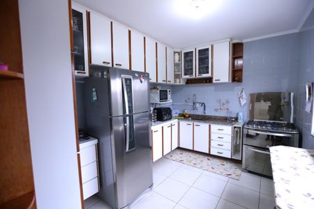 Casa para alugar com 230m², 3 quartos e 2 vagas Casa para alugar com 230m², 3 quartos e 2 vagasCozinha