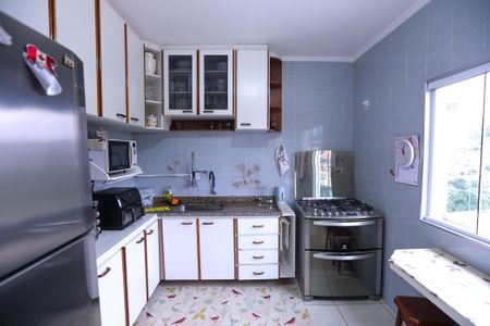 Casa para alugar com 230m², 3 quartos e 2 vagas Casa para alugar com 230m², 3 quartos e 2 vagasCozinha