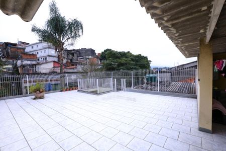 Casa para alugar com 230m², 3 quartos e 2 vagas Casa para alugar com 230m², 3 quartos e 2 vagasQuintal