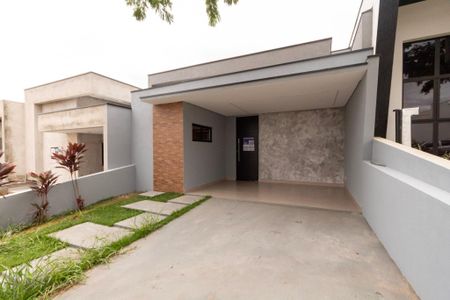 Casa de condomínio para alugar com 106m², 3 quartos e 2 vagas Casa de condomínio para alugar com 106m², 3 quartos e 2 vagasGaragem